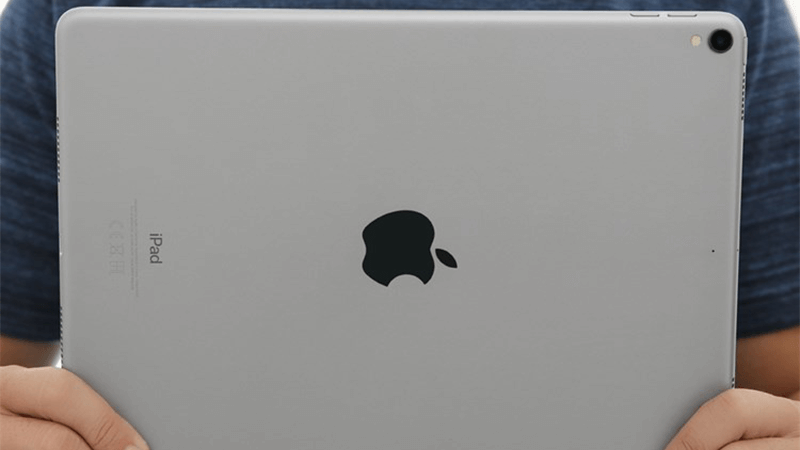 IPad Pro 10.5 mặt lưng đẹp